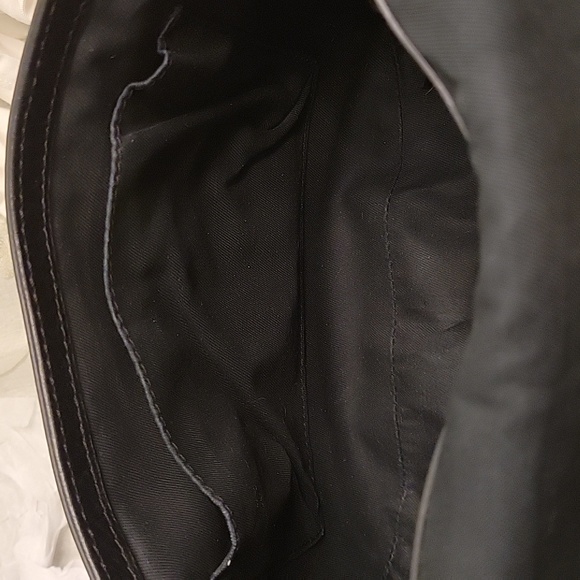 EUC vintage leather Fossil crossbody bag - Picture 10 of 16